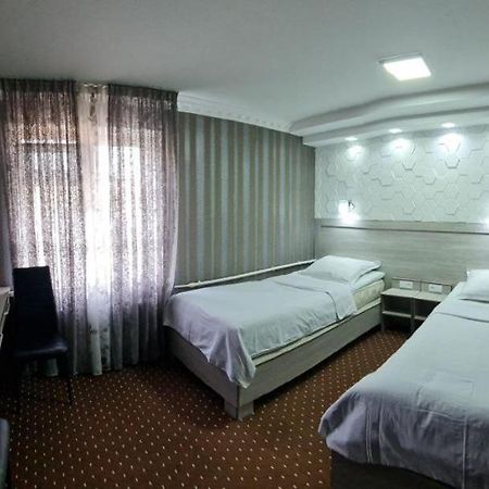 Osiyo Apartment Fergana Bagian luar foto